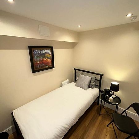 Cosy Single Room Edinburgh Exterior photo
